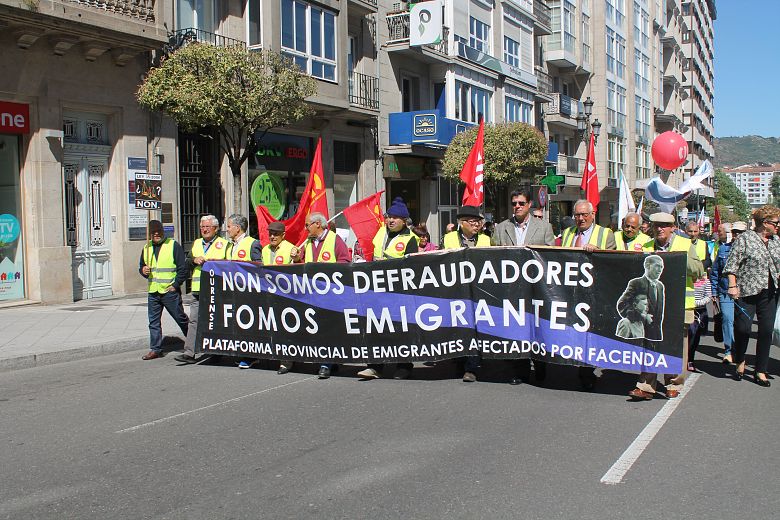 2016 05 01 ManifaPrimeiroMaioOurense03.JPG